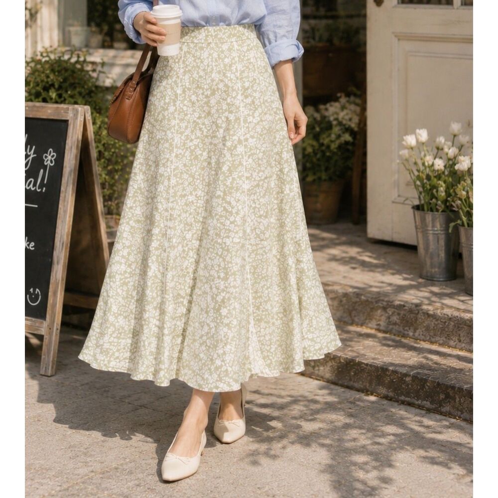 Floral Print Light Green A-Line Skirt Size Small